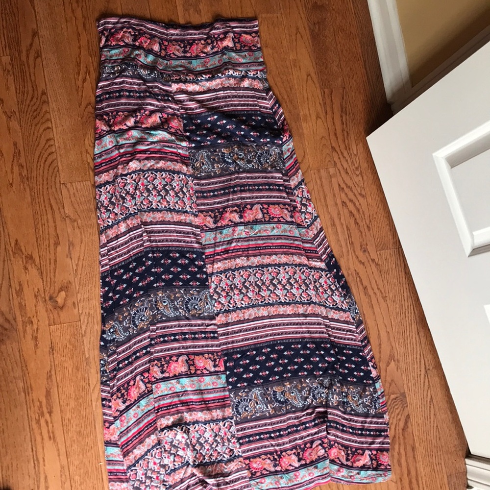 Patterned Maxi Skirt